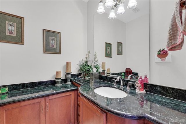 1100 Sunrise Lane, Mission, TX 78574