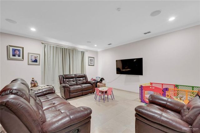 1100 Sunrise Lane, Mission, TX 78574