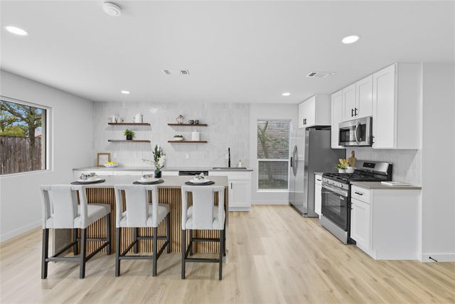 6106 Bridlington CIR, Austin, TX 78745