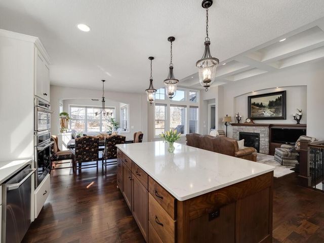 6406 Timber Arch Drive, Chaska, MN 55318