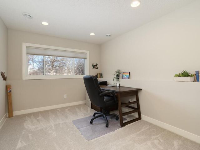 6406 Timber Arch Drive, Chaska, MN 55318