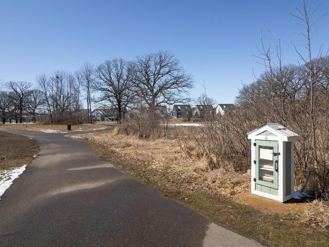 6406 Timber Arch Drive, Chaska, MN 55318