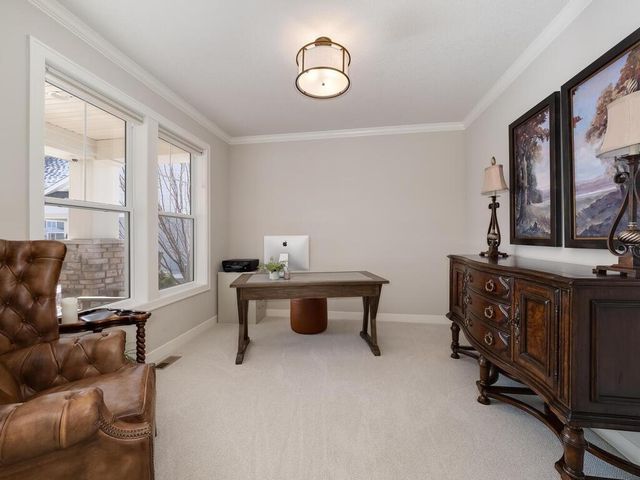 6406 Timber Arch Drive, Chaska, MN 55318