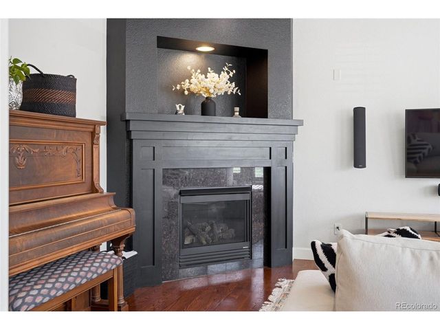 27506 E Elmhurst Pl, Aurora, CO 80016