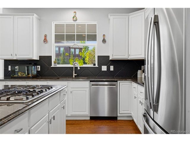 27506 E Elmhurst Pl, Aurora, CO 80016