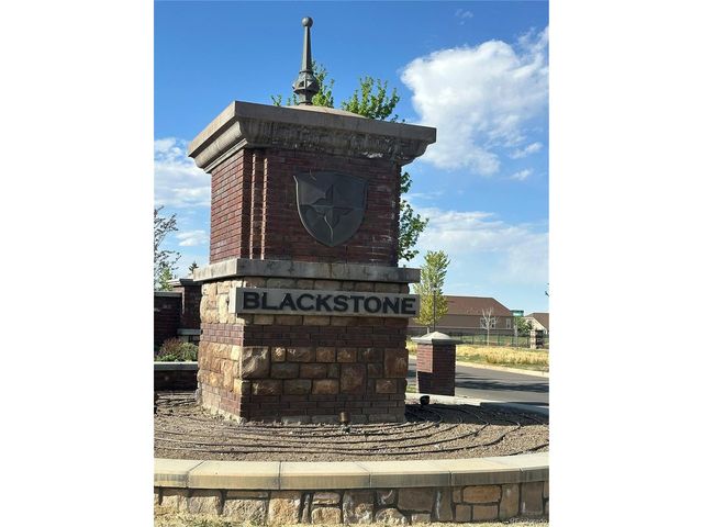 27506 E Elmhurst Pl, Aurora, CO 80016