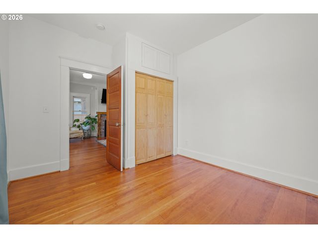 918 C St, Springfield, OR 97477
