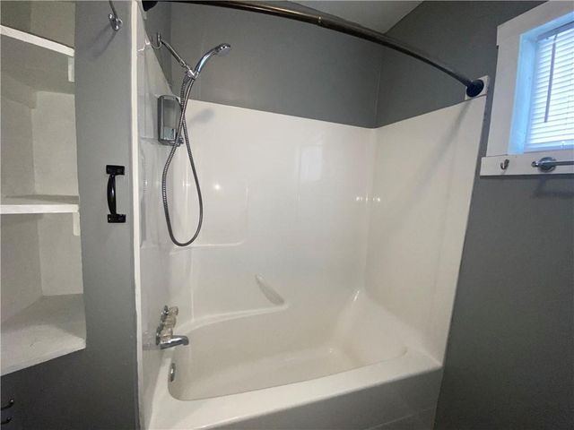 2301 Atchison Street, St Joseph, MO 64503