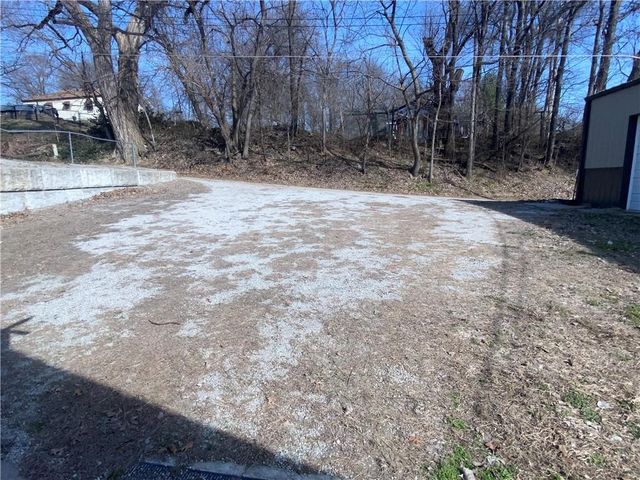 2301 Atchison Street, St Joseph, MO 64503