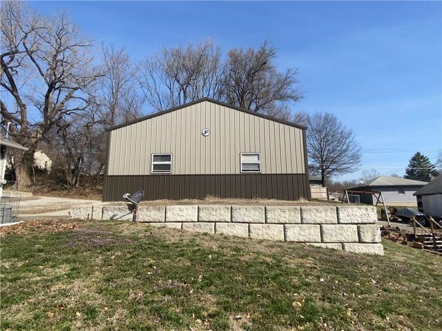 2301 Atchison Street, St Joseph, MO 64503
