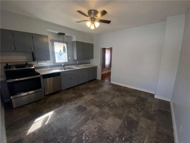 2301 Atchison Street, St Joseph, MO 64503