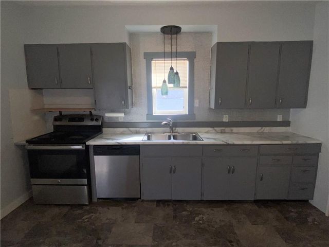 2301 Atchison Street, St Joseph, MO 64503