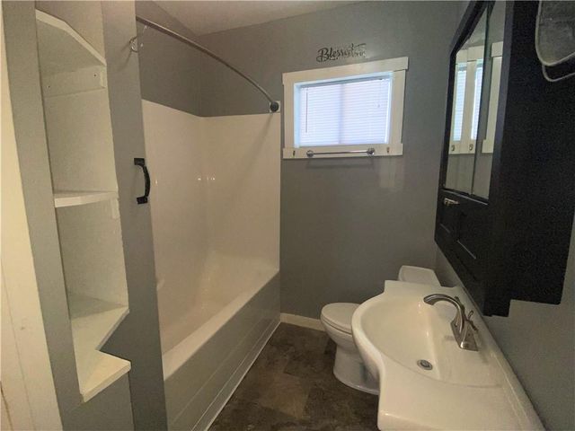 2301 Atchison Street, St Joseph, MO 64503