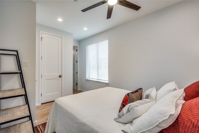 5923 Hudson Street 105, Dallas, TX 75206