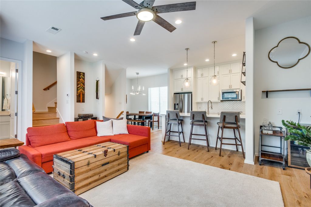 5923 Hudson Street 105, Dallas, TX 75206