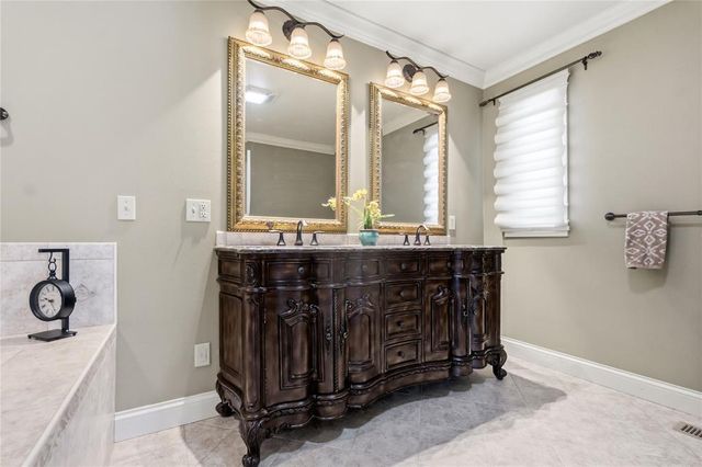 614 Pine Place, Rice Lake, WI 54868