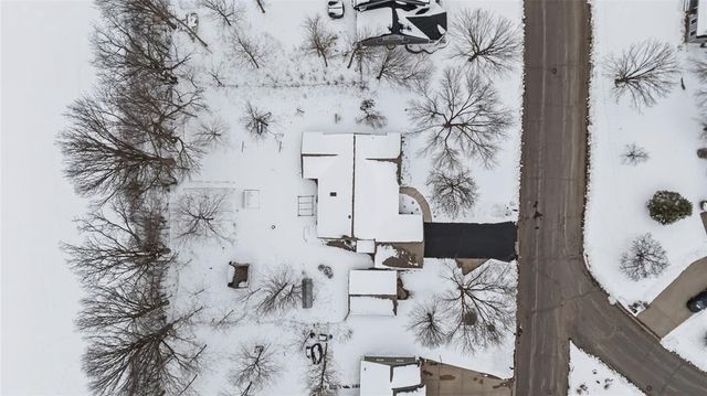 614 Pine Place, Rice Lake, WI 54868