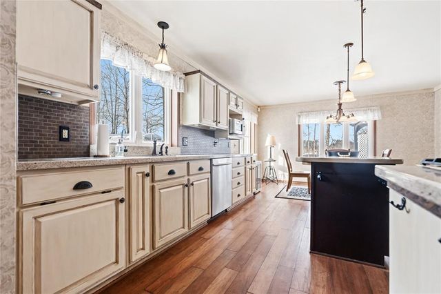 614 Pine Place, Rice Lake, WI 54868