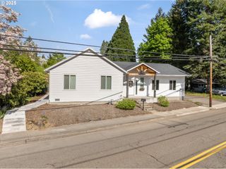 -1 Se ROBERTS Ave, Gresham, OR 97080