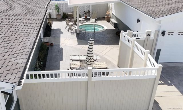 1011 Knowles Ave., Carlsbad, CA 92008