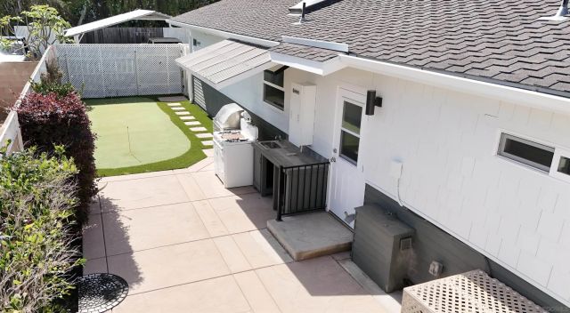 1011 Knowles Ave., Carlsbad, CA 92008