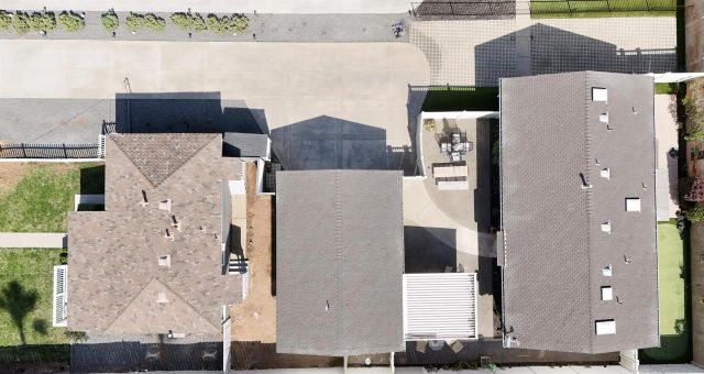 1011 Knowles Ave., Carlsbad, CA 92008