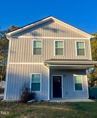 805 Da Vinci Street, Durham, NC 27704