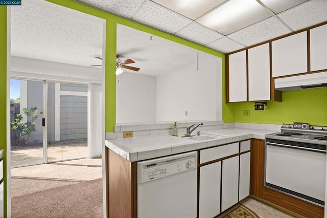 759 Woodgate Dr, San Leandro, CA 94579