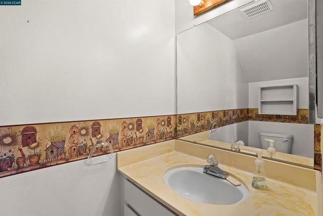 759 Woodgate Dr, San Leandro, CA 94579