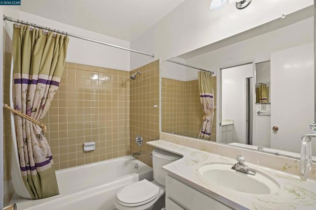 759 Woodgate Dr, San Leandro, CA 94579