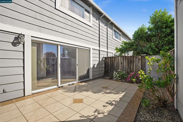 759 Woodgate Dr, San Leandro, CA 94579