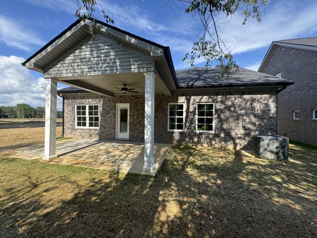 69 Laurel View St, Manchester, TN 37355