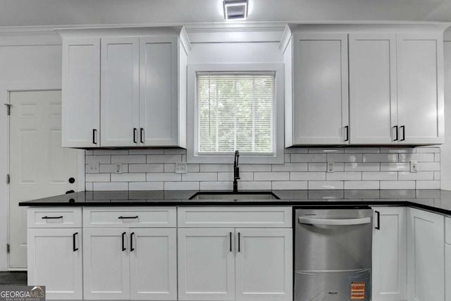 3326 Hidden Forest Drive, Snellville, GA 30078