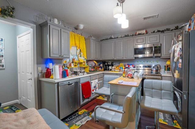 6437 Henco Drive, Fort Worth, TX 76119