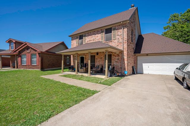 6437 Henco Drive, Fort Worth, TX 76119