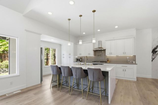 5979 Starwood Drive, San Jose, CA 95120