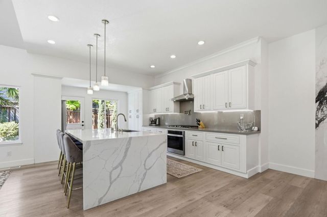 5979 Starwood Drive, San Jose, CA 95120