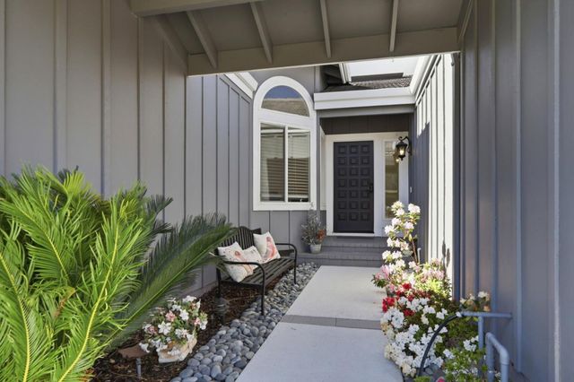 5979 Starwood Drive, San Jose, CA 95120