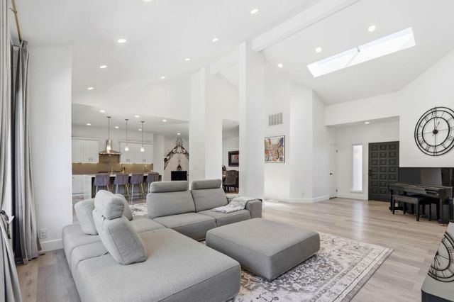 5979 Starwood Drive, San Jose, CA 95120