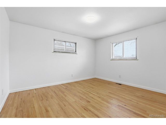 3101 Victor St, Aurora, CO 80011