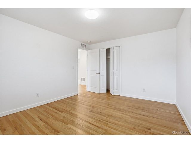 3101 Victor St, Aurora, CO 80011