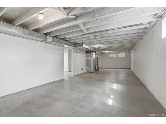 3101 Victor St, Aurora, CO 80011