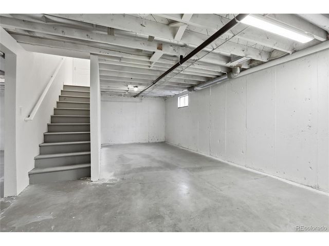 3101 Victor St, Aurora, CO 80011