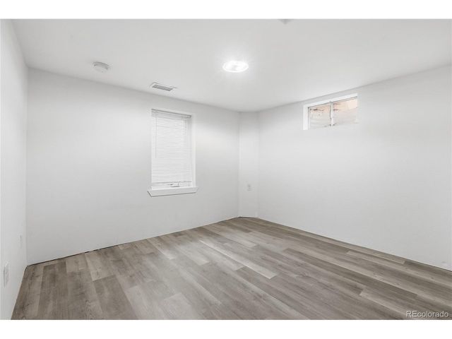 3101 Victor St, Aurora, CO 80011