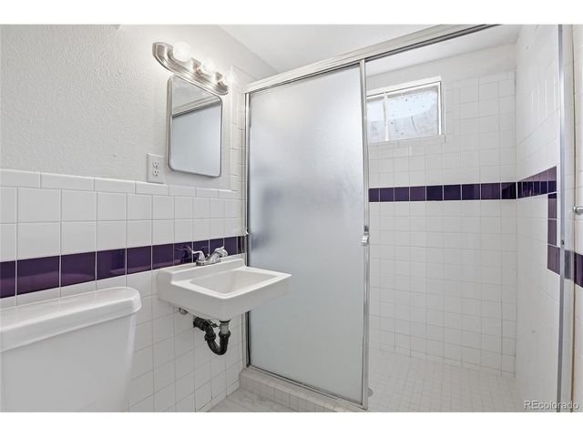 3101 Victor St, Aurora, CO 80011