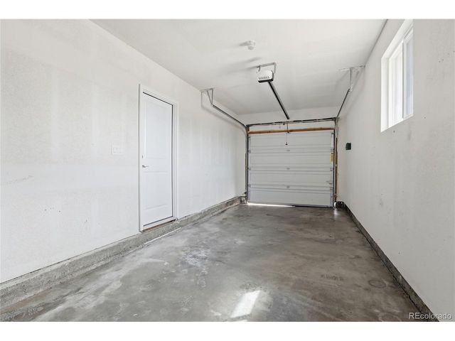 3101 Victor St, Aurora, CO 80011