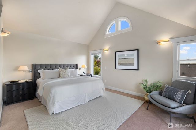 2711 4th Avenue W, Seattle, WA 98119
