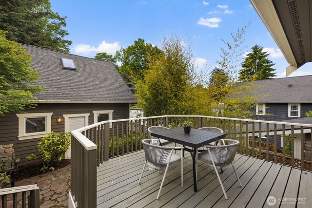 2711 4th Avenue W, Seattle, WA 98119