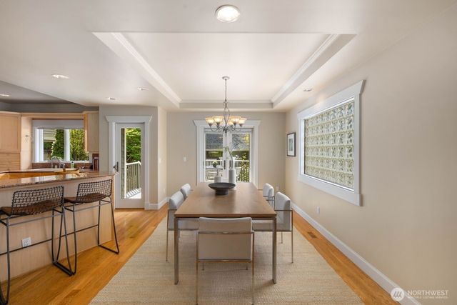 2711 4th Avenue W, Seattle, WA 98119