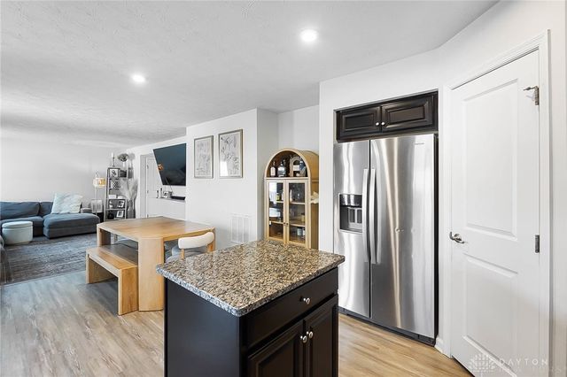 6303 Willow Oak Drive, Tipp City, OH 45371